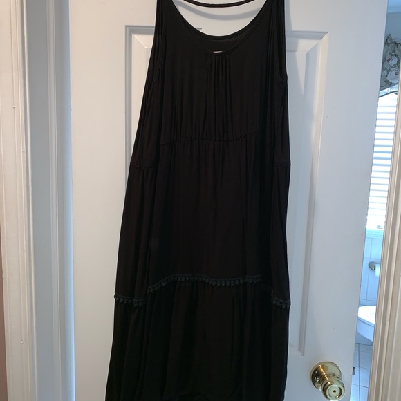 Dress - Picture 3 of 4